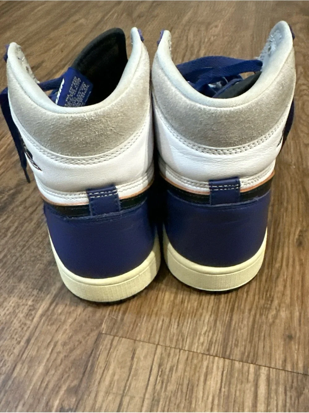 Jordan 1 Retro High OG Rare Air Men's Size 9 - DZ5485-100